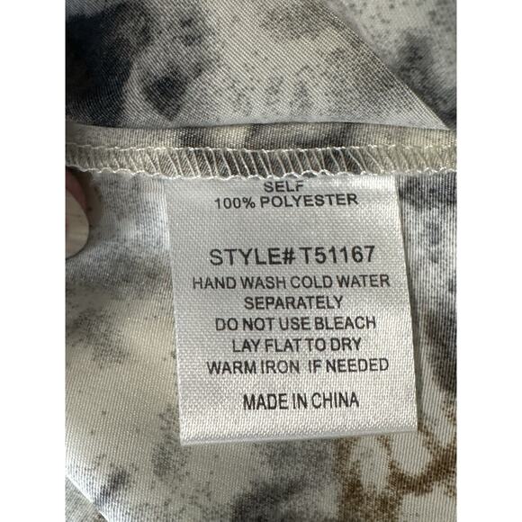 Blue B Collection Women’s Size Small LS Button Up “Loud & Clear” Design - Picture 10 of 10